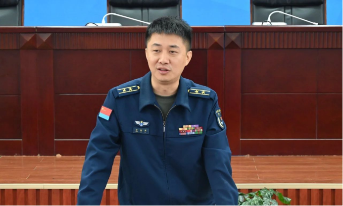 高飛遠(yuǎn)航凌云志 逐夢天空正當(dāng)時(shí)(1)105.png