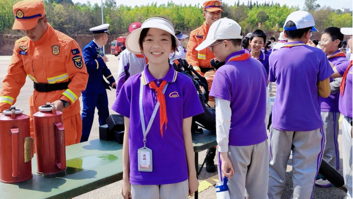 云南安寧中學(xué)太平學(xué)校小學(xué)部走進云南省森林消防總隊訓(xùn)練大隊學(xué)習(xí)消防安全知識5255.png