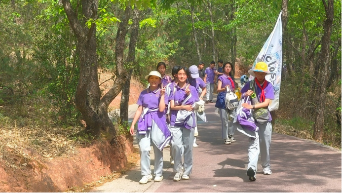云南安寧中學(xué)太平學(xué)校初中部:用腳步丈量大地強(qiáng)健身心體魄 用眼睛觀察山河啟迪思想品格(1)3958.png