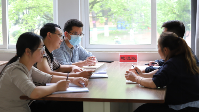 取經(jīng)問道拓展工作視野 交流互鑒分享發(fā)展經(jīng)驗(yàn)——云南省馬關(guān)縣第一中學(xué)考察團(tuán)走進(jìn)安寧中學(xué)開展學(xué)習(xí)交流3177.png