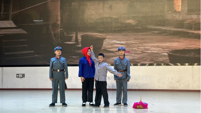 充分展現(xiàn)美育浸潤行動(dòng)豐碩成果 奮力書寫培育時(shí)代新人亮眼答卷10083.png