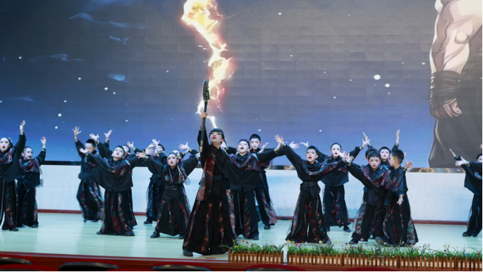 充分展現(xiàn)美育浸潤行動(dòng)豐碩成果 奮力書寫培育時(shí)代新人亮眼答卷5563.png