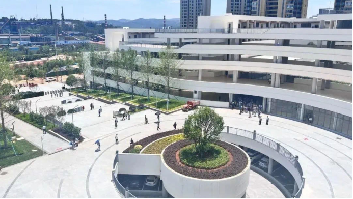 用文明之光點(diǎn)亮啟智潤(rùn)心精神燈塔 以?shī)^進(jìn)之姿譜寫立德樹人璀璨新篇(1)1000.png