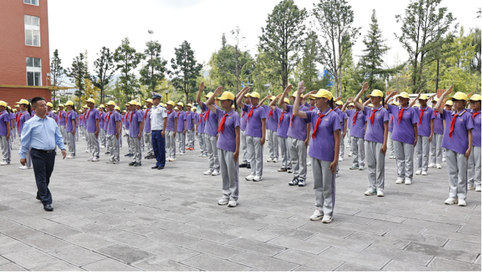 少年赴新程 成長續(xù)華章__安寧中學嵩華學校初2028屆學前綜合教育精彩紀實3513.png