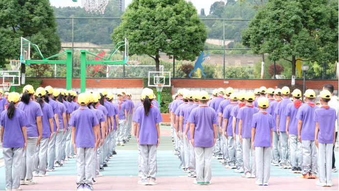 少年赴新程 成長續(xù)華章__安寧中學嵩華學校初2028屆學前綜合教育精彩紀實973.png