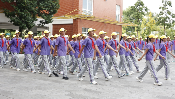 少年赴新程 成長續(xù)華章__安寧中學嵩華學校初2028屆學前綜合教育精彩紀實3958.png