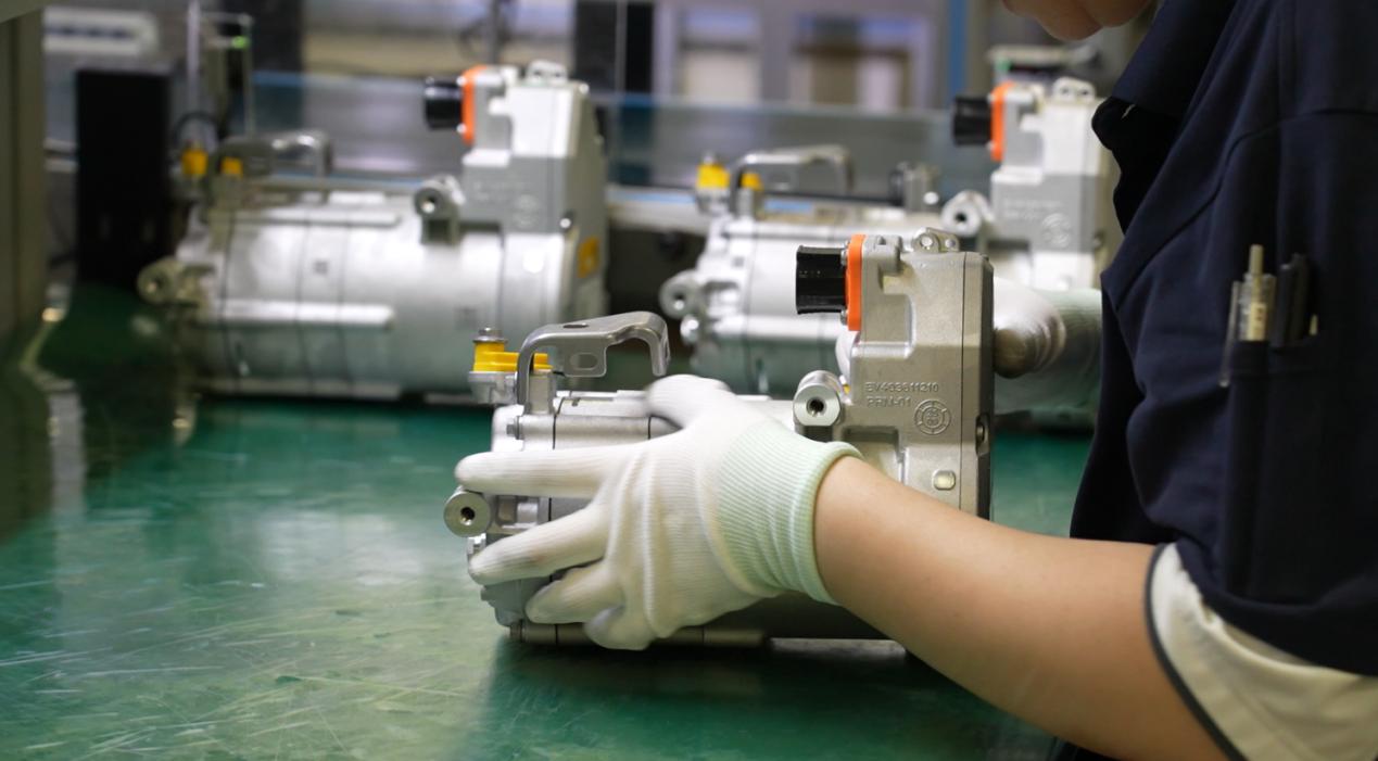 威靈汽車部件生產(chǎn)現(xiàn)場。安徽移動(dòng)供圖