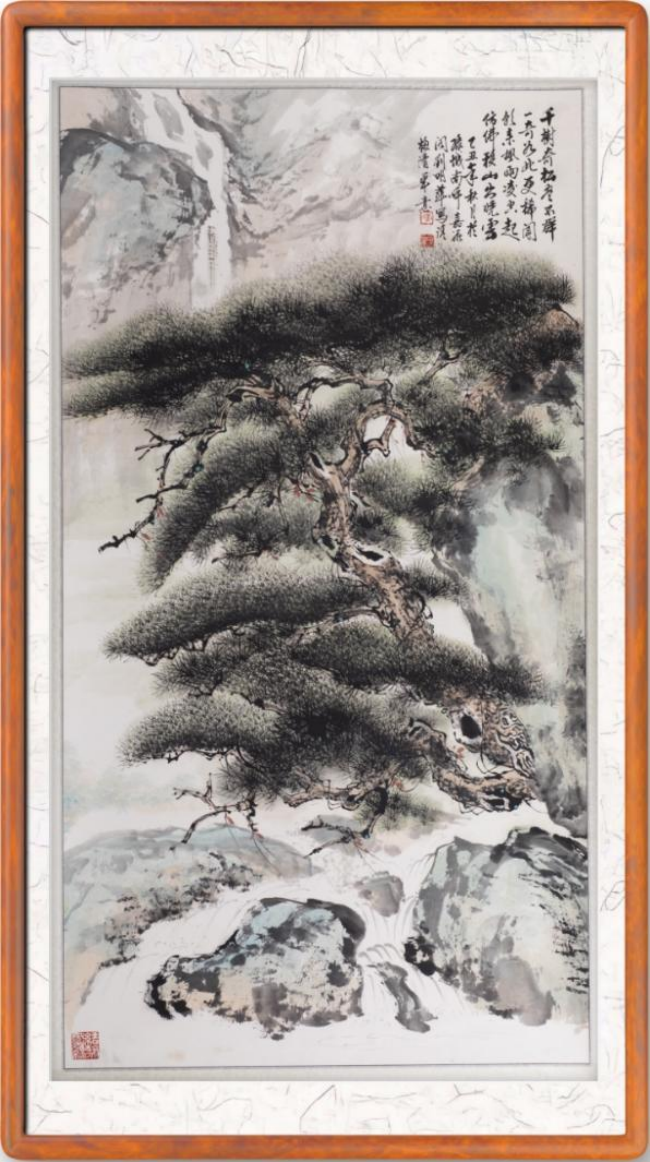 (已瘦身)北派筆墨繪古松 浩氣沖天入畫魂:藝術(shù)家劉明華2279.png