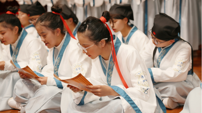 誦中華經(jīng)典弘揚優(yōu)秀傳統(tǒng)文化 抒家國情懷涵養(yǎng)民族精神品格5714.png