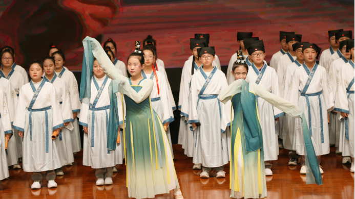 誦中華經(jīng)典弘揚優(yōu)秀傳統(tǒng)文化 抒家國情懷涵養(yǎng)民族精神品格5915.png