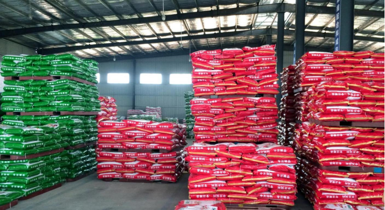 嚴(yán)董 最新稿排版(2)6720.png