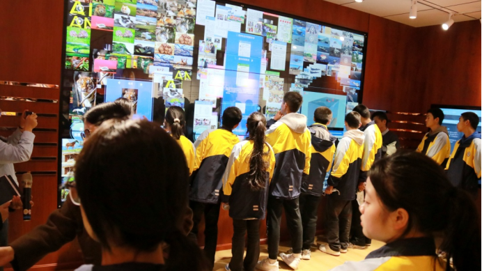 手牽手譜寫教育強(qiáng)國建設(shè)嶄新篇章 心連心培752.png