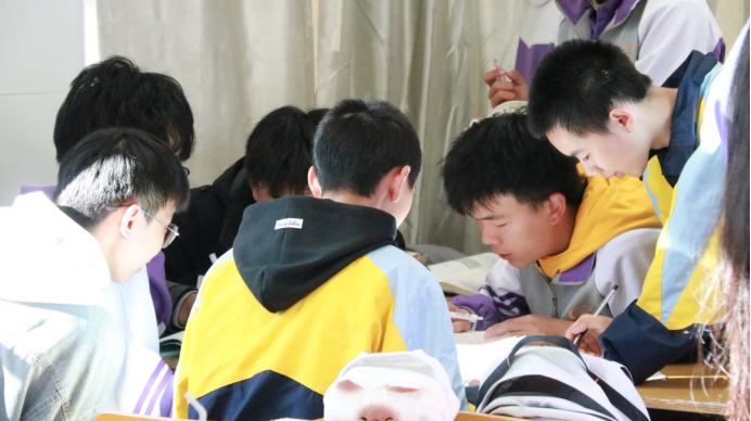 手牽手譜寫教育強(qiáng)國建設(shè)嶄新篇章 心連心培1209.png