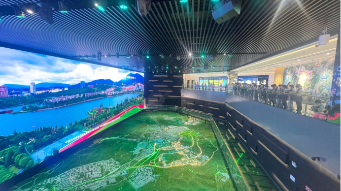 手牽手譜寫教育強(qiáng)國建設(shè)嶄新篇章 心連心培1483.png