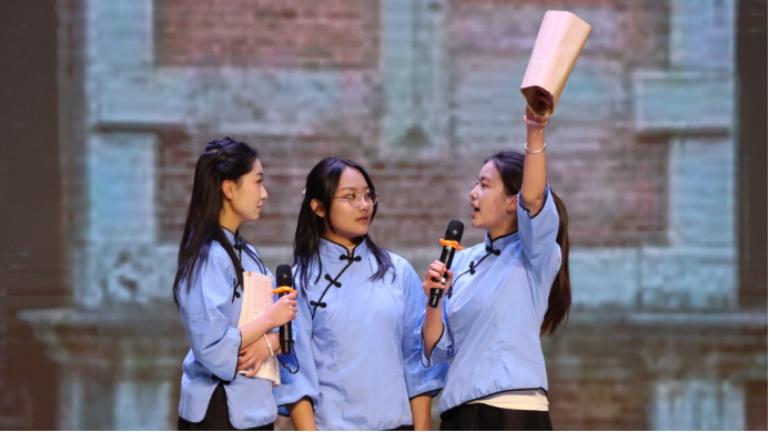 筑夢(mèng)安中繪新卷 青春唱響新時(shí)代__安寧中學(xué)高4409.png