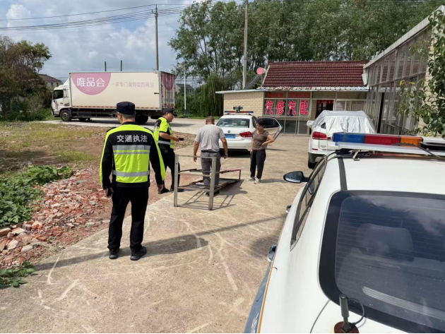 江蘇省鹽城市交通執(zhí)法支隊(duì)為民辦實(shí)事交出圓滿答卷988.png