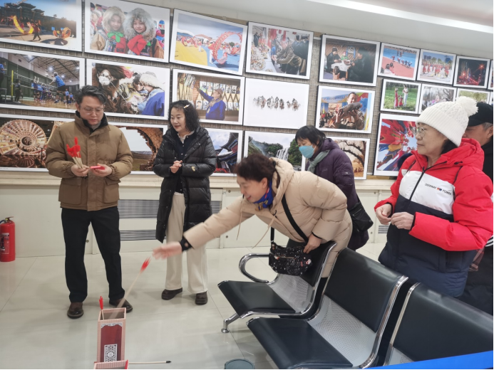 內(nèi)蒙古自治區(qū)老干部活動(dòng)中心舉辦“情暖桑榆喜迎新春”區(qū)直機(jī)關(guān)離退休干部游藝活動(dòng)295.png