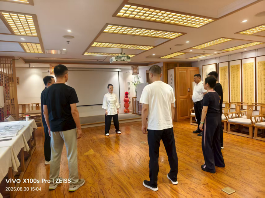 以龍為脈 鑄魂立心——龍文化傳承人張敏娜1024.png