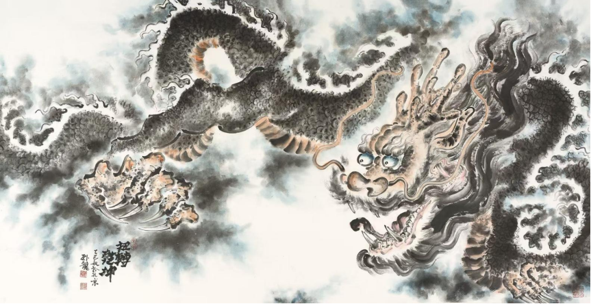 墨鑄龍魂 筆寫清荷——賀鯤升·臥龍先生書畫藝術(shù)評(píng)論1316.png